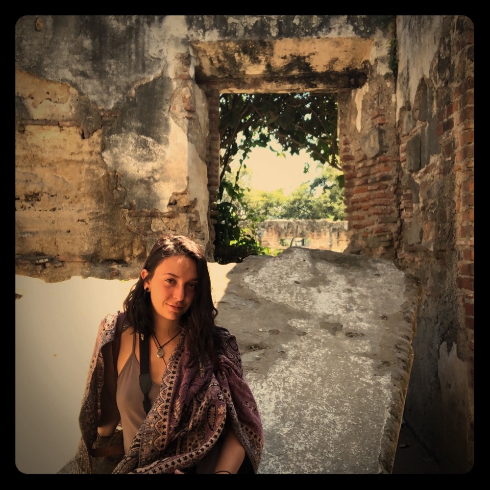 Meet your Posher, Madeline